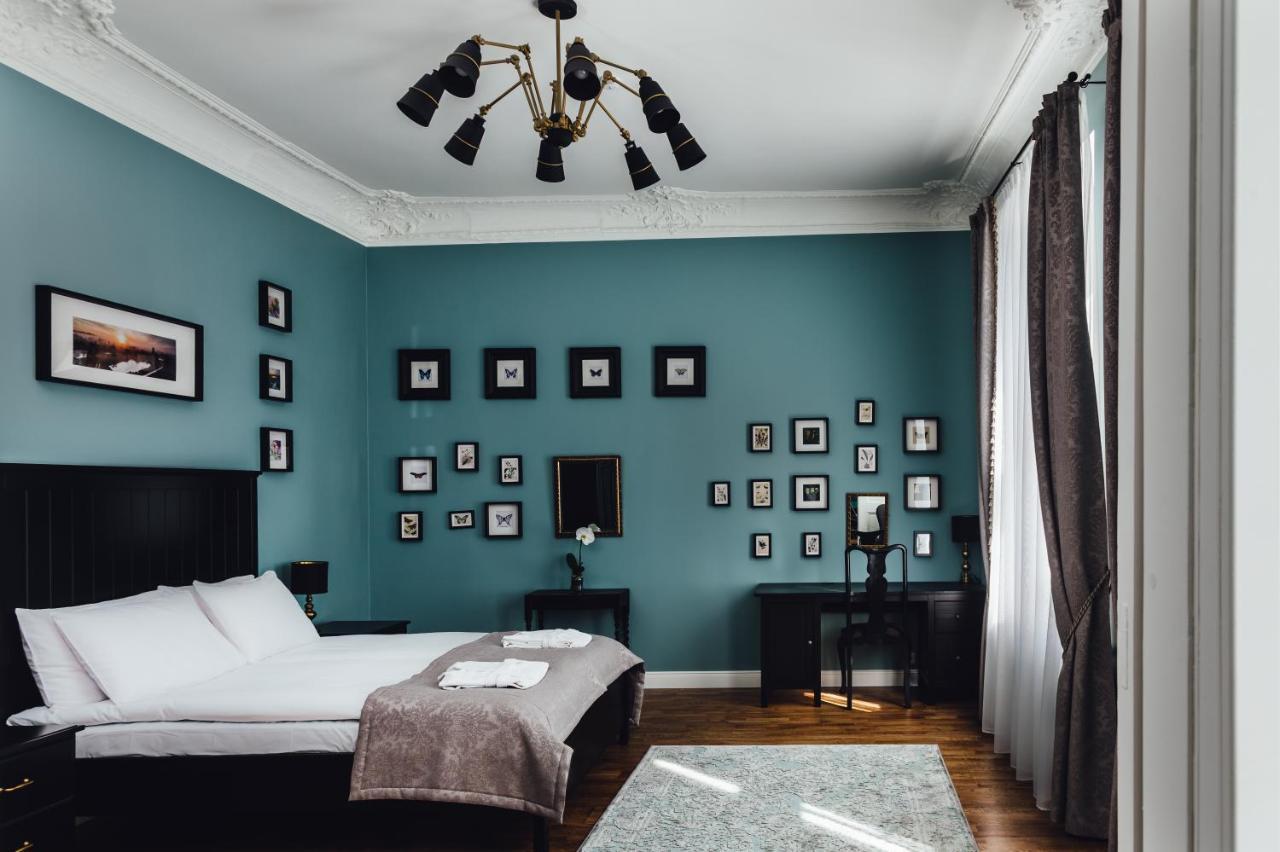 Sherlock Apartments 리가 외부 사진