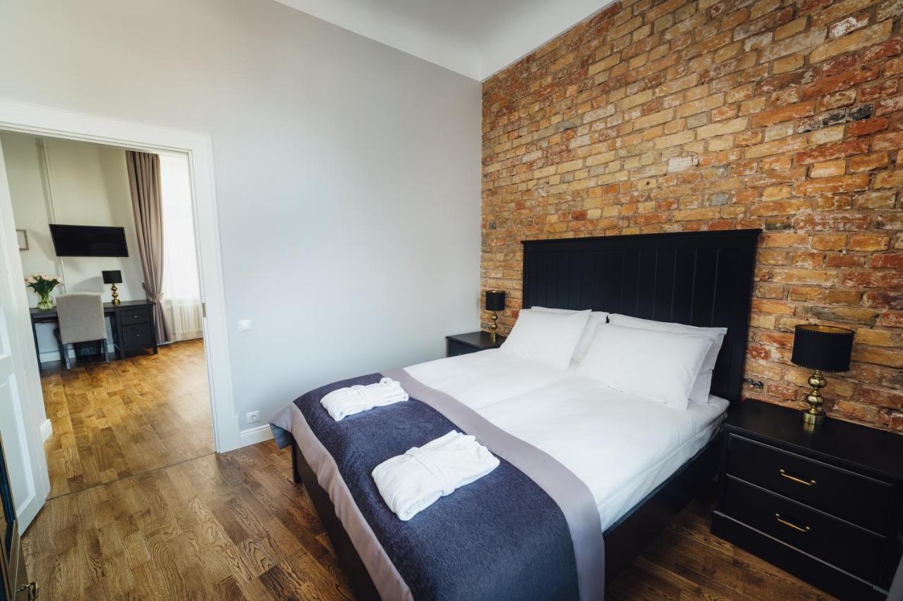 Sherlock Apartments 리가 외부 사진