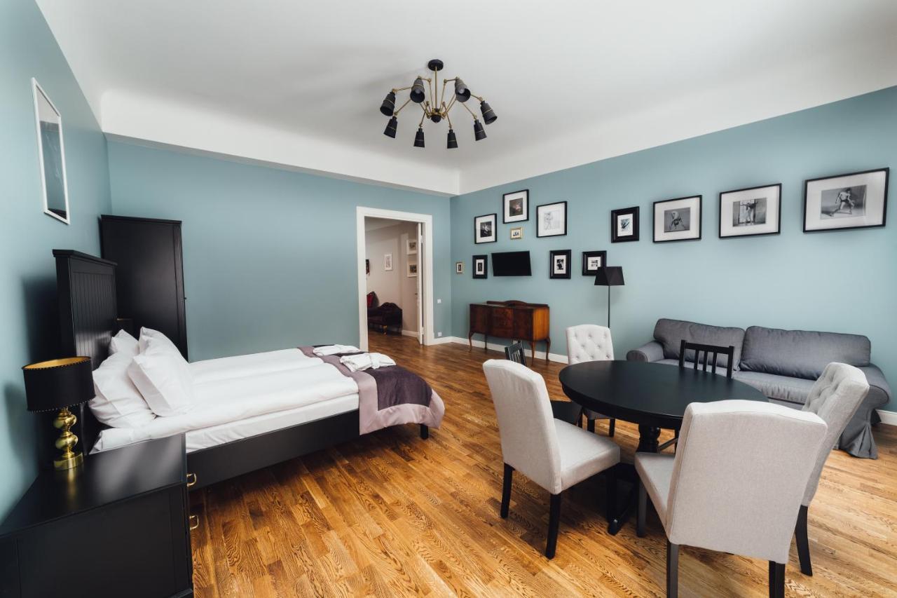Sherlock Apartments 리가 외부 사진